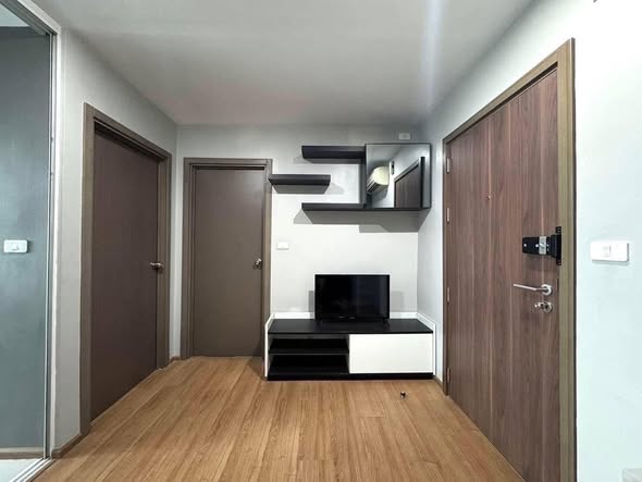 bedroom and room interior of THE BASE Sukhumvit 77