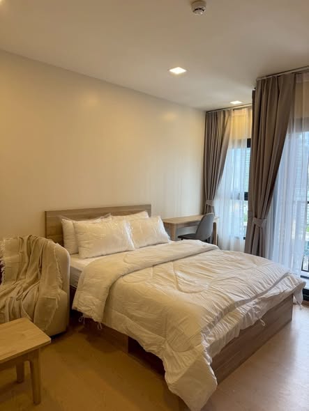 bedroom of The Base Urban Rama9