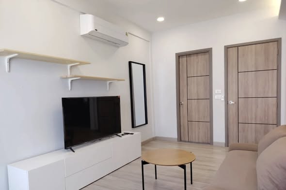 bedroom and room interior of The Boulevard Ekkamai