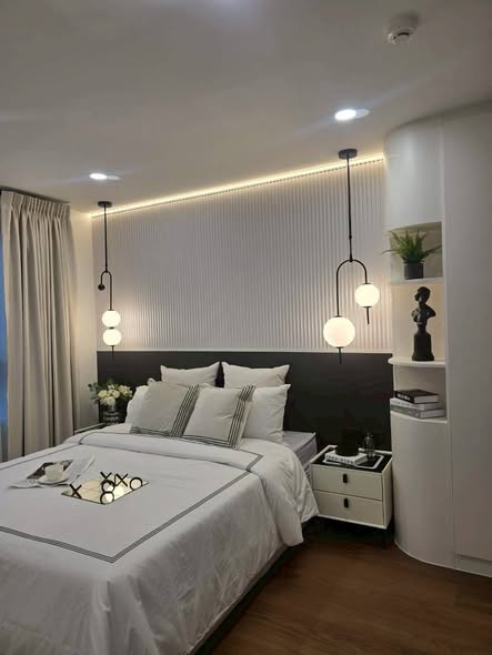 bedroom of The Clover