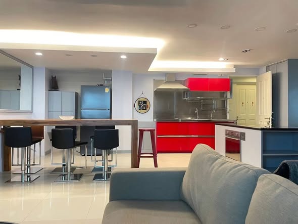 kitchen of The Clover