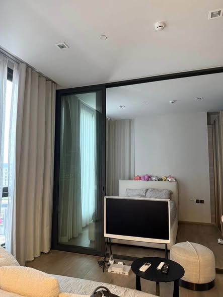 bedroom and room interior of The Crest Park Residences