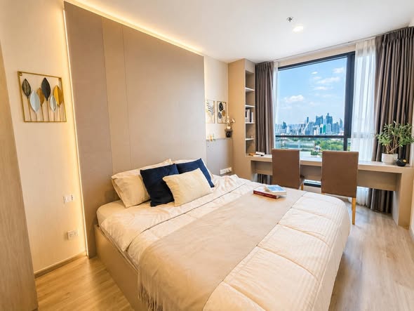bedroom of THE CROWN Residences