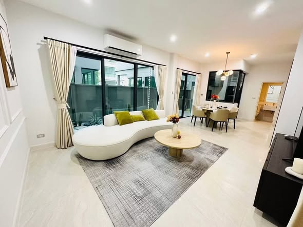 living room and room interior of The Eight Chatuchak Ratchada Private Luxury Home