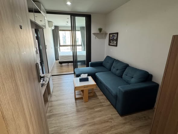 living room of The Excel Hideaway Sukhumvit 71