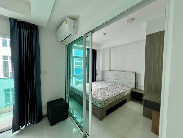 bedroom of The Green City 2 Condominium 绿城公寓2
