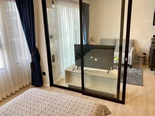 bedroom and room interior of The Key MRT Phetkasem 48