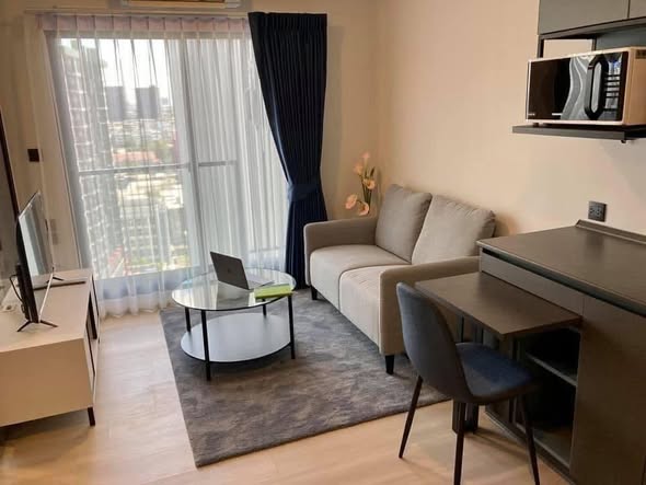 living room of The Key MRT Phetkasem 48