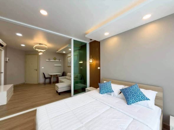 bedroom and room interior of The Light