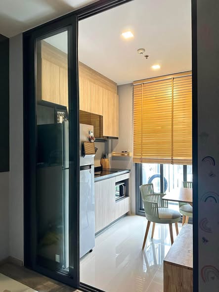 room interior of THE LINE Wongsawang