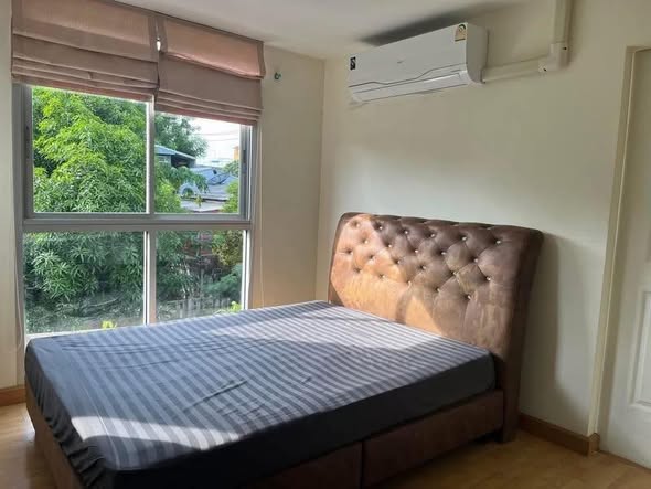 bedroom of The Link Sukhumvit 50