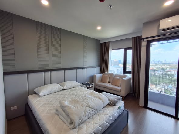 bedroom of The LIVIN Phetkasem