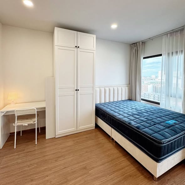 bedroom of The LIVIN Phetkasem