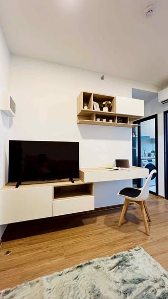 living room and room interior of The Livin Ramkhamhaeng : เดอะ ลิฟวิ่น รามคำแหง