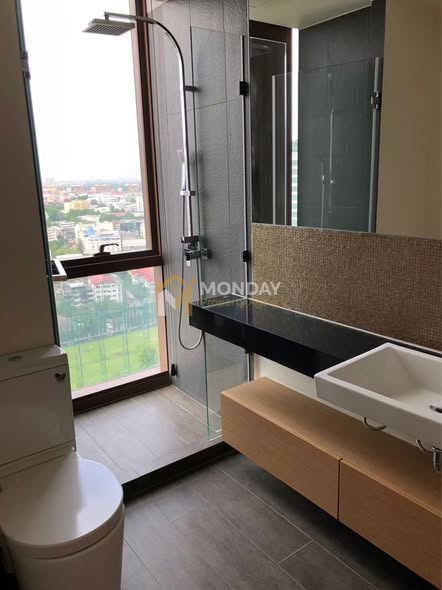 bathroom of The Lofts Ekkamai