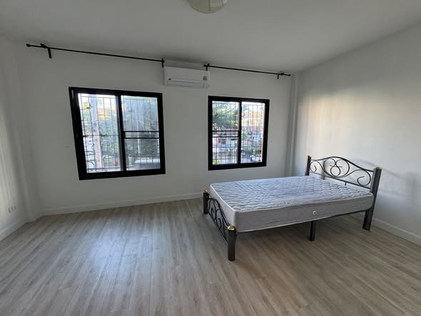 bedroom of the LOG town