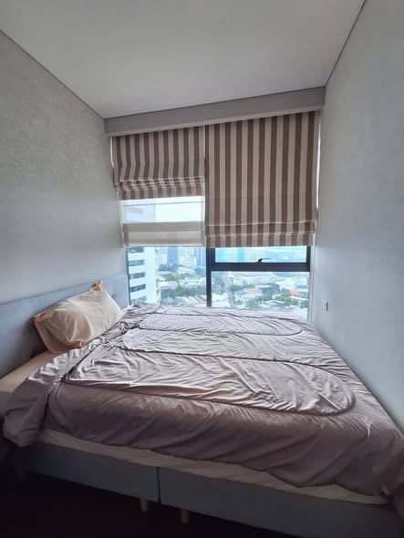 bedroom of The Lumpini 24