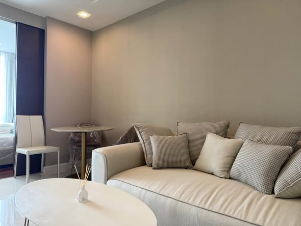 living room of The Metropolis Samrong