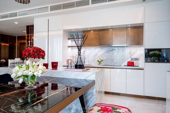 living room and kitchen of The Monument Thong Lo