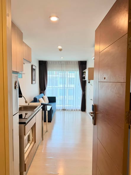 bedroom and room interior of The Niche Mono Sukhumvit 50