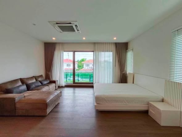 living room and bedroom of The Palm Bangna-Wongwaen