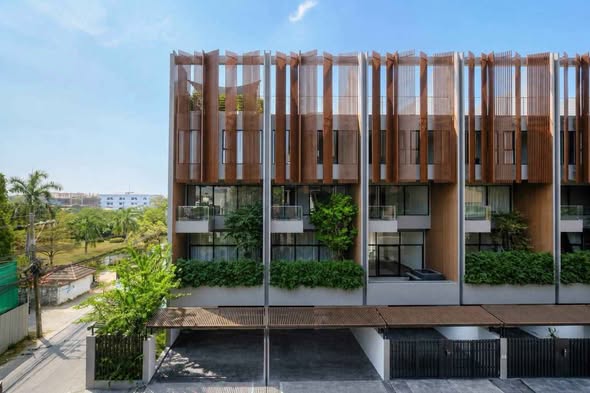 The Park Lane Sukhumvit 105