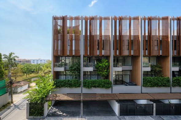 The Park Lane Sukhumvit 105
