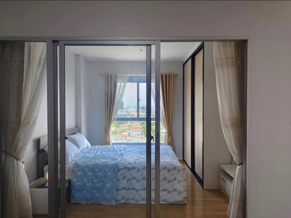 bedroom and room interior of The Parkland Lite Sukhumvit – Paknam : เดอะ พาร์คแลนด์ ไลท์ สุขุมวิท – ปากน้ำ