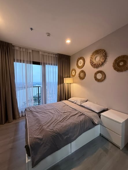 bedroom of The Politan Aqua