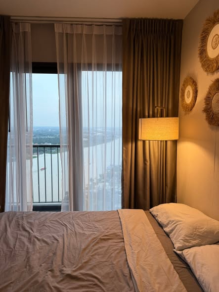bedroom of The Politan Aqua
