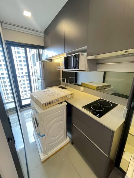 kitchen of The Privacy Jatujak