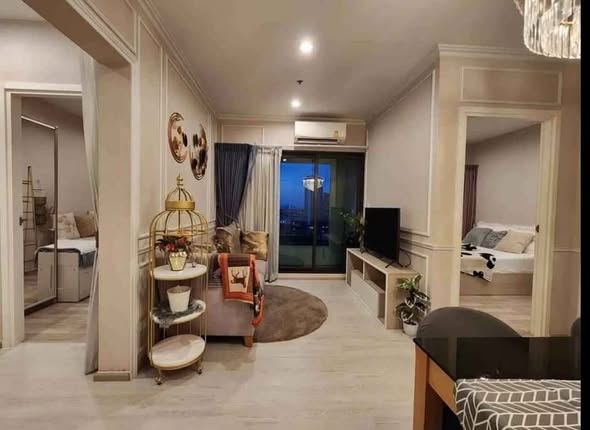 living room and bedroom of The Privacy Rama 9