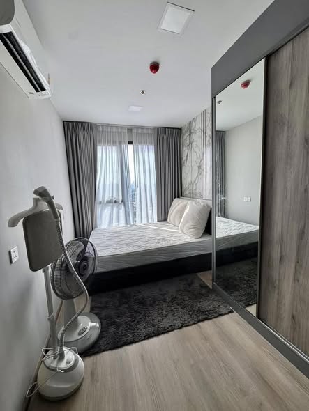 bedroom and room interior of The Privacy Taopoon Interchange