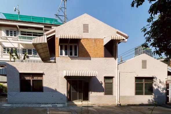 The Residence on Thonglor by UHG