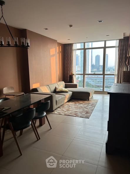 The River Condominium