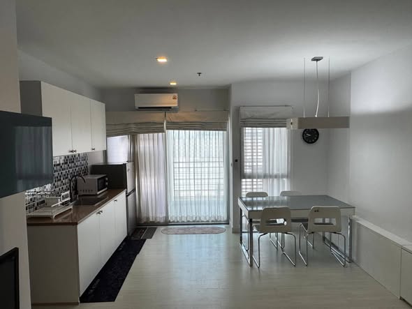 The Room Ratchada-Ladprao
