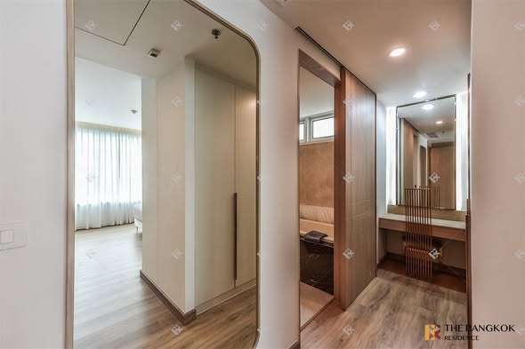 bathroom of The Royal Saladaeng