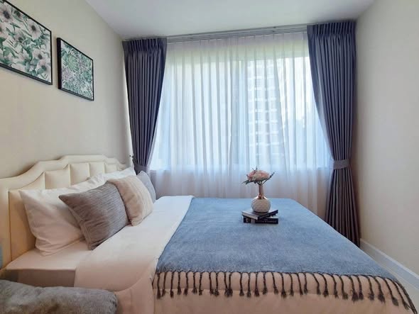 bedroom of The Sky Sukhumvit