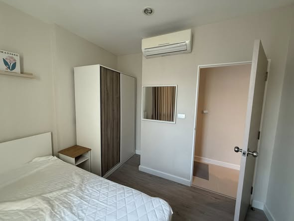 bedroom of The Sky Sukhumvit