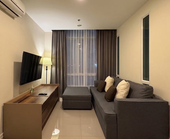 bedroom and living room of The Sky Sukhumvit