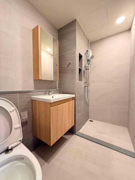 bathroom of The Stage Mindscape Ratchada-Huai Khwang