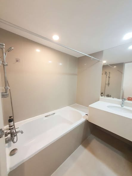 bathroom of The Trendy Condominium