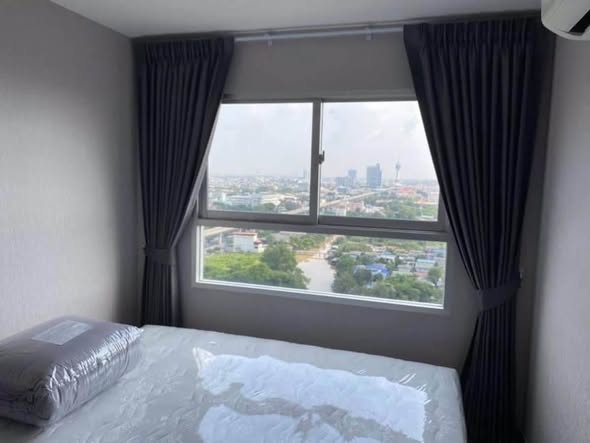 bedroom of The Trust Condo @BTS Erawan