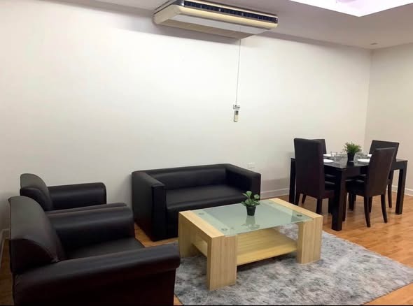 living room of The Waterford Park