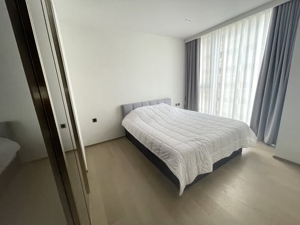 bedroom of Tonson One Residence ต้นสน วัน เรสซิเดนซ์