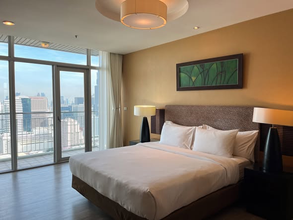 bedroom of Urbana Sathorn