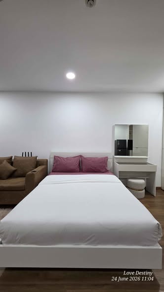 bedroom of View Talay 5 C Condominium