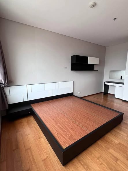bedroom of Villa Sathon Condominium