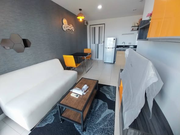 living room of VOQUE Place Sukhumvit 107 – Bearing 2 : โว้ค เพลส สุขุมวิท 107 – แบริ่ง 2
