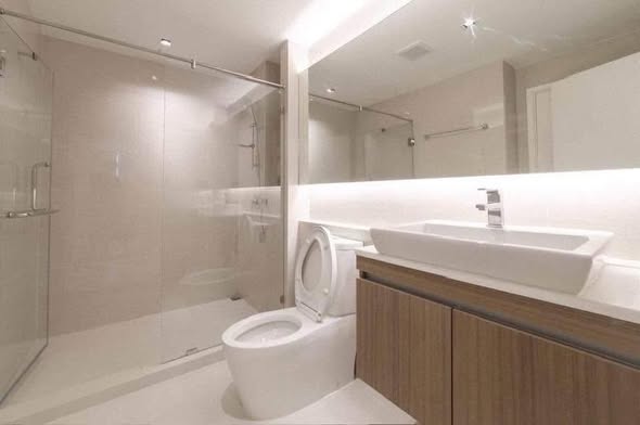 bathroom of VTARA36 Condominium